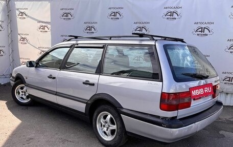 Volkswagen Passat B4, 1996 год, 299 000 рублей, 3 фотография