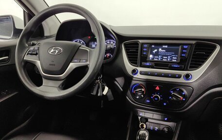 Hyundai Solaris II рестайлинг, 2018 год, 1 030 000 рублей, 9 фотография