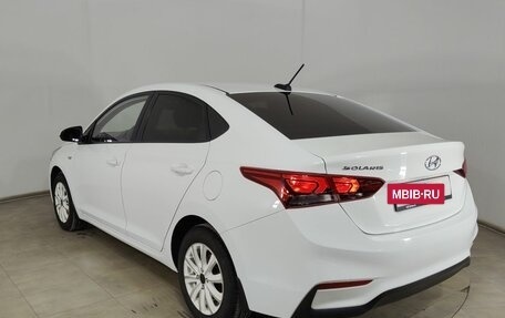 Hyundai Solaris II рестайлинг, 2018 год, 1 030 000 рублей, 7 фотография