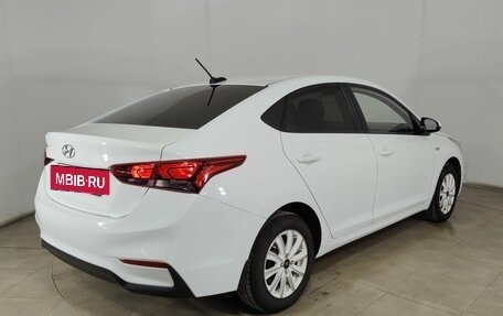 Hyundai Solaris II рестайлинг, 2018 год, 1 030 000 рублей, 5 фотография