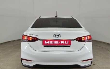 Hyundai Solaris II рестайлинг, 2018 год, 1 030 000 рублей, 6 фотография