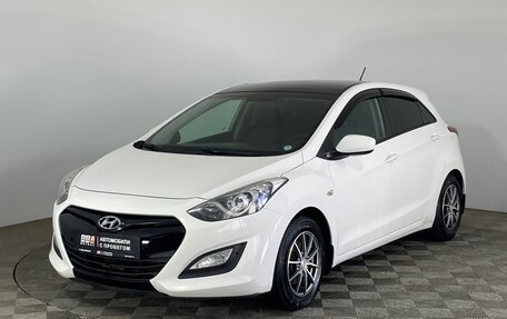 Hyundai i30 II рестайлинг, 2013 год, 897 000 рублей, 1 фотография