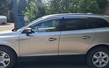 Volvo XC60 II, 2012 год, 1 700 000 рублей, 2 фотография