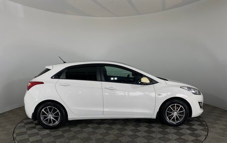 Hyundai i30 II рестайлинг, 2013 год, 897 000 рублей, 4 фотография