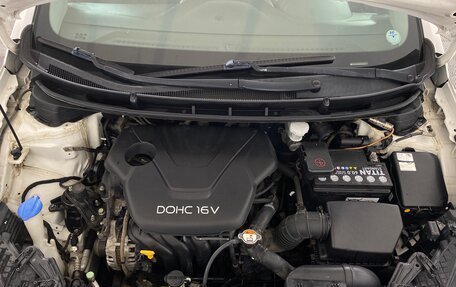 Hyundai i30 II рестайлинг, 2013 год, 897 000 рублей, 11 фотография