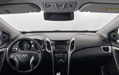 Hyundai i30 II рестайлинг, 2013 год, 897 000 рублей, 13 фотография