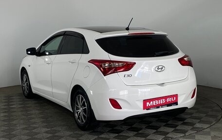 Hyundai i30 II рестайлинг, 2013 год, 897 000 рублей, 7 фотография