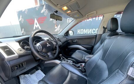 Mitsubishi Outlander III рестайлинг 3, 2011 год, 1 290 000 рублей, 10 фотография