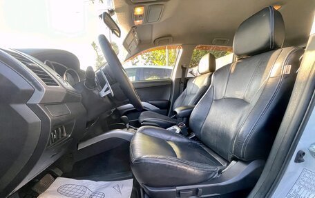 Mitsubishi Outlander III рестайлинг 3, 2011 год, 1 290 000 рублей, 11 фотография