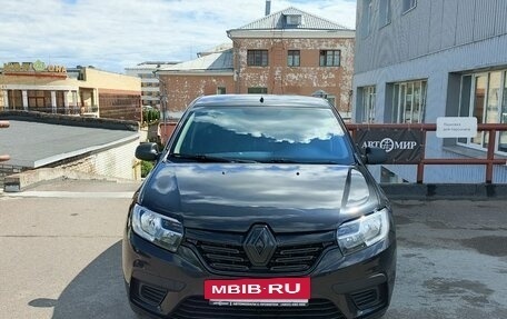 Renault Logan II, 2020 год, 800 000 рублей, 2 фотография