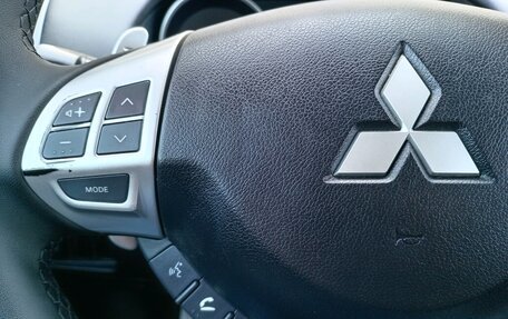 Mitsubishi Outlander III рестайлинг 3, 2011 год, 1 290 000 рублей, 17 фотография