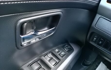 Mitsubishi Outlander III рестайлинг 3, 2011 год, 1 290 000 рублей, 19 фотография