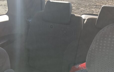 Mitsubishi Grandis, 2005 год, 740 000 рублей, 13 фотография