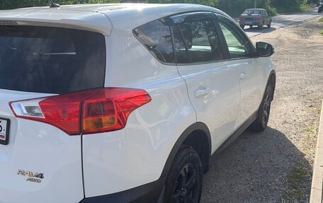 Toyota RAV4, 2013 год, 1 650 000 рублей, 6 фотография