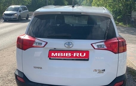 Toyota RAV4, 2013 год, 1 650 000 рублей, 5 фотография