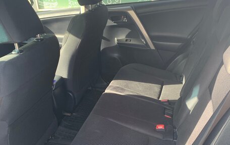 Toyota RAV4, 2013 год, 1 650 000 рублей, 12 фотография