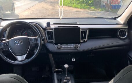 Toyota RAV4, 2013 год, 1 650 000 рублей, 21 фотография