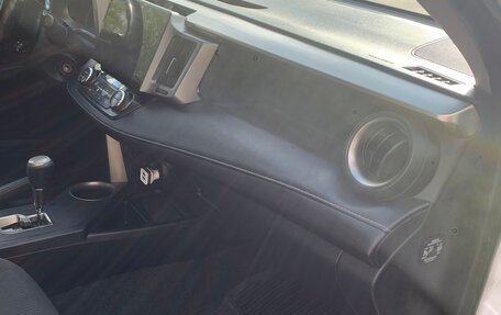 Toyota RAV4, 2013 год, 1 650 000 рублей, 17 фотография