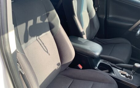 Toyota RAV4, 2013 год, 1 650 000 рублей, 15 фотография