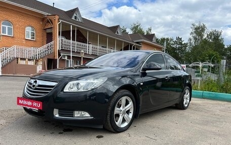 Opel Insignia II рестайлинг, 2010 год, 900 000 рублей, 2 фотография