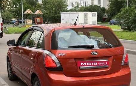 KIA Rio II, 2011 год, 750 000 рублей, 3 фотография