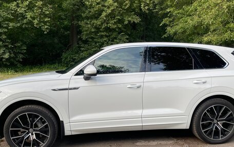 Volkswagen Touareg III, 2020 год, 5 600 000 рублей, 4 фотография