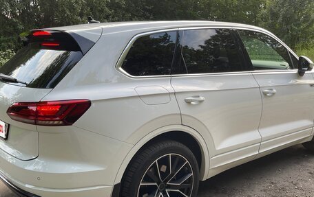 Volkswagen Touareg III, 2020 год, 5 600 000 рублей, 6 фотография