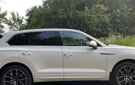 Volkswagen Touareg III, 2020 год, 5 600 000 рублей, 7 фотография