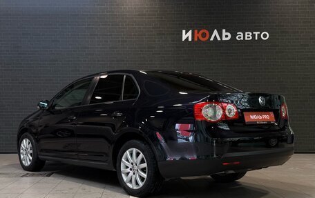Volkswagen Jetta VI, 2009 год, 790 000 рублей, 4 фотография