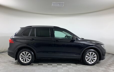 Volkswagen Tiguan II, 2019 год, 1 898 000 рублей, 4 фотография