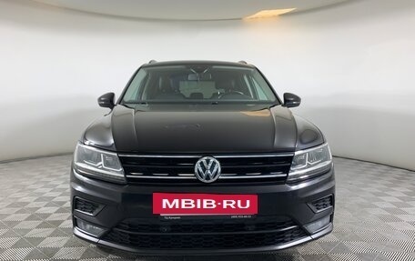 Volkswagen Tiguan II, 2019 год, 1 898 000 рублей, 2 фотография