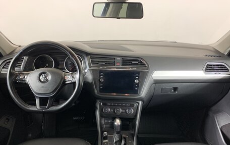 Volkswagen Tiguan II, 2019 год, 1 898 000 рублей, 12 фотография