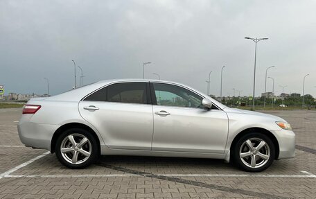Toyota Camry, 2010 год, 1 350 000 рублей, 3 фотография