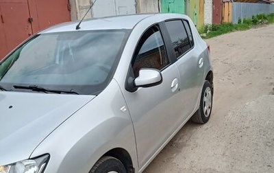 Renault Sandero II рестайлинг, 2015 год, 567 000 рублей, 1 фотография