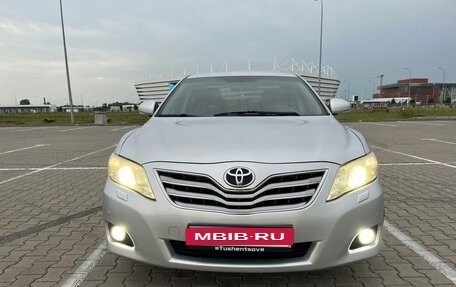 Toyota Camry, 2010 год, 1 350 000 рублей, 4 фотография