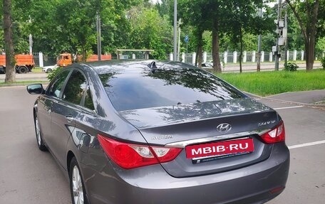 Hyundai Sonata VI, 2012 год, 1 590 000 рублей, 10 фотография