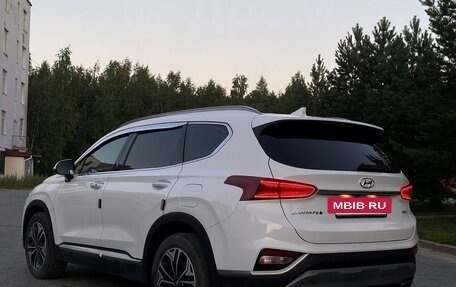 Hyundai Santa Fe IV, 2019 год, 2 950 000 рублей, 2 фотография