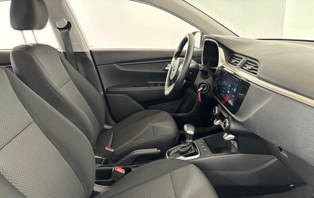 KIA Rio IV, 2020 год, 1 559 000 рублей, 12 фотография