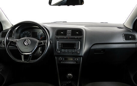 Volkswagen Polo VI (EU Market), 2016 год, 849 000 рублей, 10 фотография