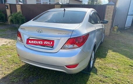 Hyundai Solaris II рестайлинг, 2013 год, 925 000 рублей, 6 фотография