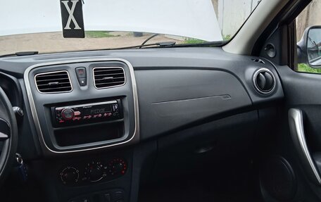 Renault Sandero II рестайлинг, 2015 год, 567 000 рублей, 4 фотография