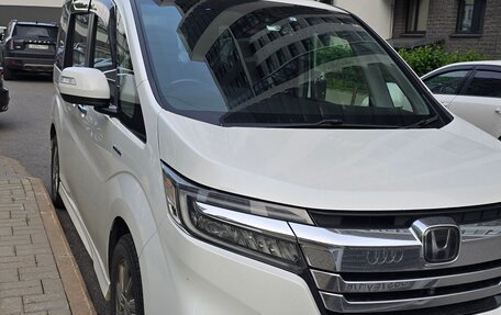 Honda Stepwgn IV, 2017 год, 2 750 000 рублей, 11 фотография