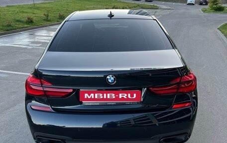 BMW 7 серия, 2017 год, 3 900 000 рублей, 18 фотография