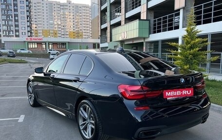 BMW 7 серия, 2017 год, 3 900 000 рублей, 20 фотография