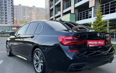 BMW 7 серия, 2017 год, 3 900 000 рублей, 27 фотография