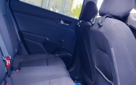 Hyundai Solaris II рестайлинг, 2017 год, 1 350 000 рублей, 22 фотография