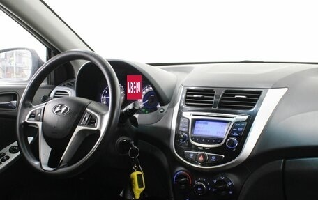 Hyundai Solaris II рестайлинг, 2011 год, 795 000 рублей, 11 фотография
