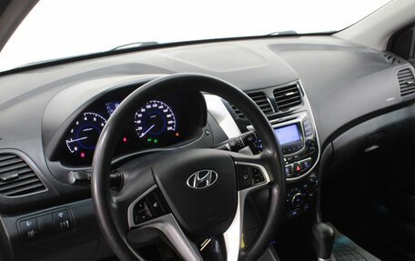 Hyundai Solaris II рестайлинг, 2011 год, 795 000 рублей, 16 фотография