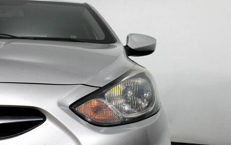 Hyundai Solaris II рестайлинг, 2011 год, 795 000 рублей, 22 фотография