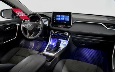 Toyota RAV4, 2022 год, 4 149 000 рублей, 9 фотография